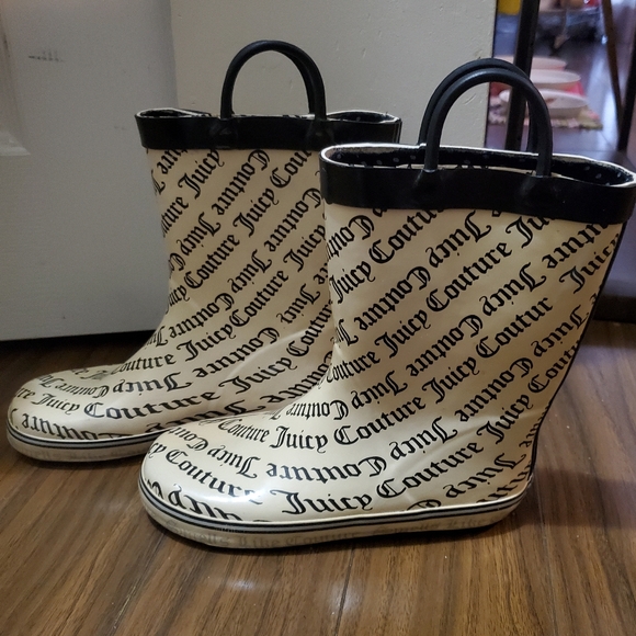 Juicy Couture Rainboots - Picture 1 of 3